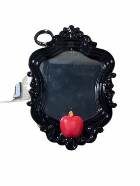 Bath & Body Works Black Villains Pocketbac